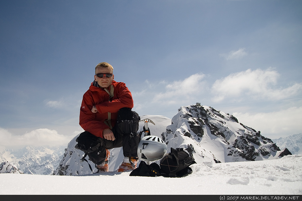 Szczytowanie na wierzchołku taternickim Świnicy